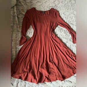 🌟 Forever 21 fit and flare midi dress